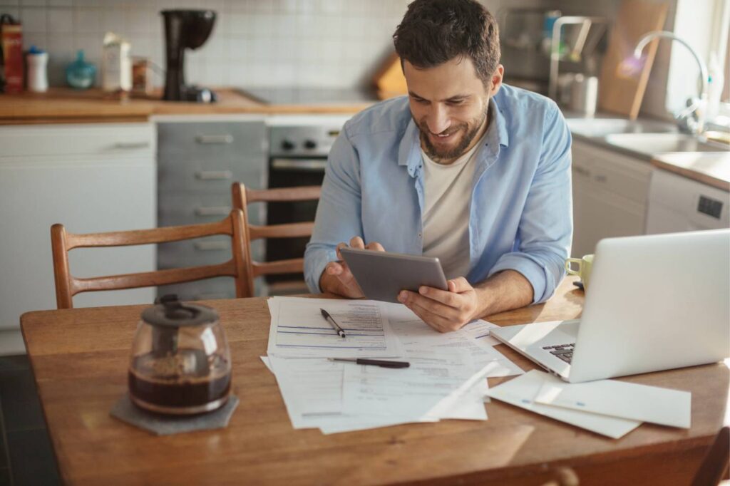 The Hidden Value of Easy Paystub Access 